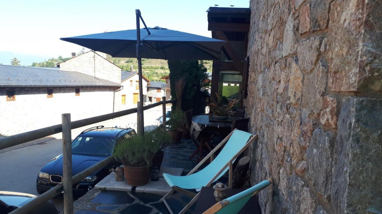 הוילה Riu de Cerdanya Casa Riu מראה חיצוני תמונה