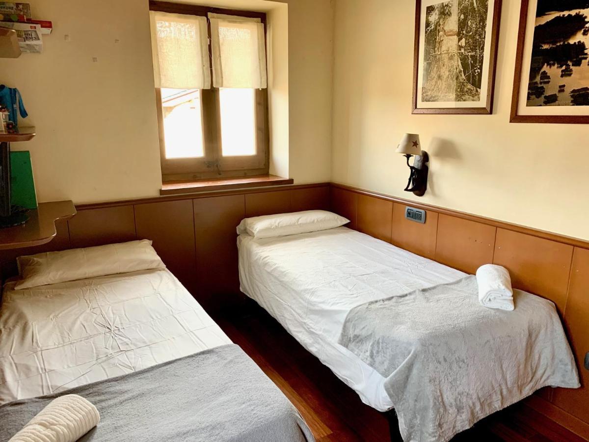 הוילה Riu de Cerdanya Casa Riu מראה חיצוני תמונה